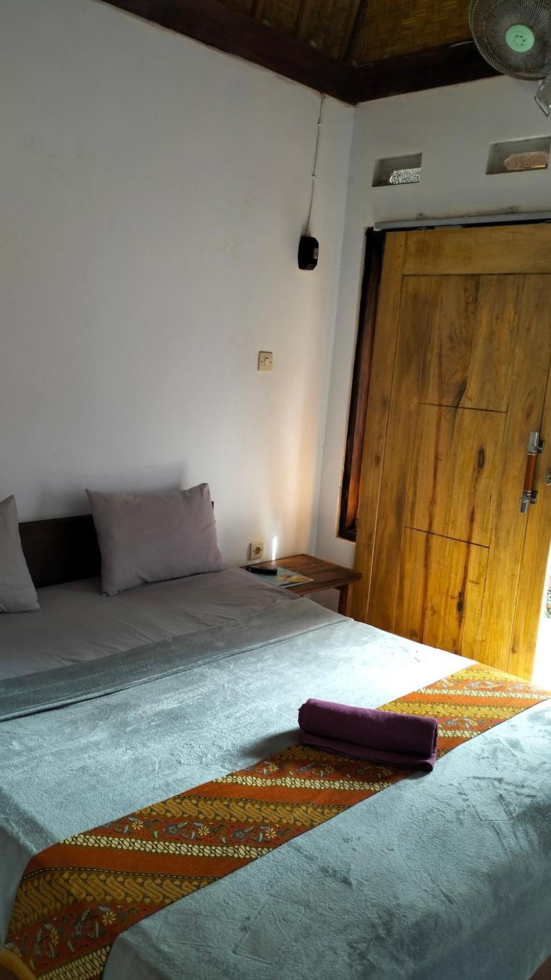 Diki Bungalows Kuta  Kültér fotó