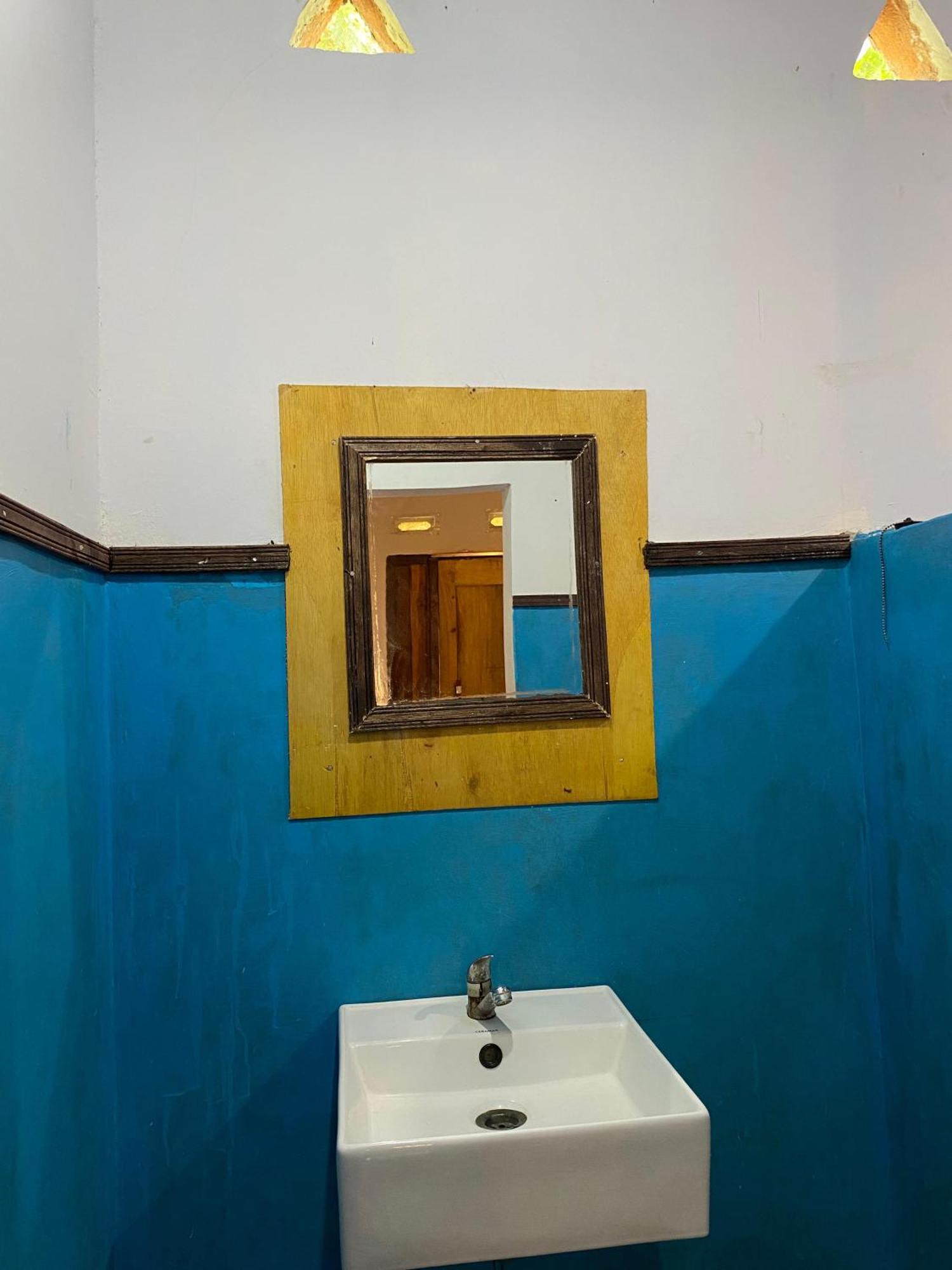 Diki Bungalows Kuta  Kültér fotó